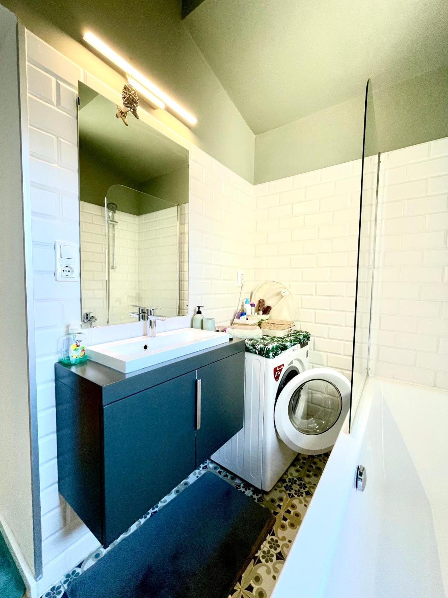 Mint Pearl Apartment 3 Rooms 2 Bathrooms At Kalvin Square Budapest Ngoại thất bức ảnh
