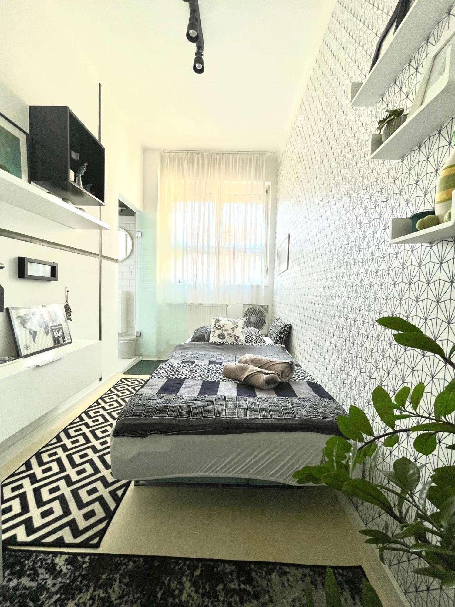 Mint Pearl Apartment 3 Rooms 2 Bathrooms At Kalvin Square Budapest Ngoại thất bức ảnh